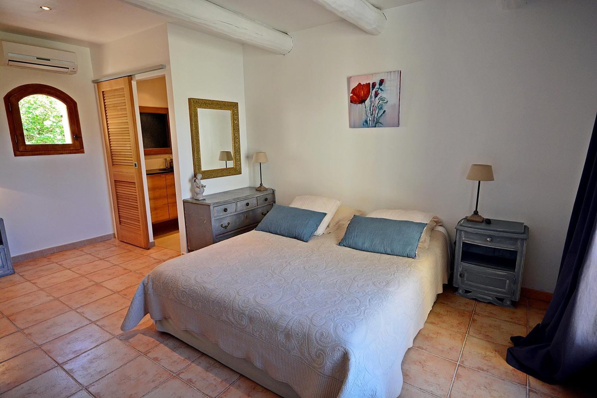 Bed and Breakfast Mas Les Fleurs D'Hilaire Монтё Экстерьер фото